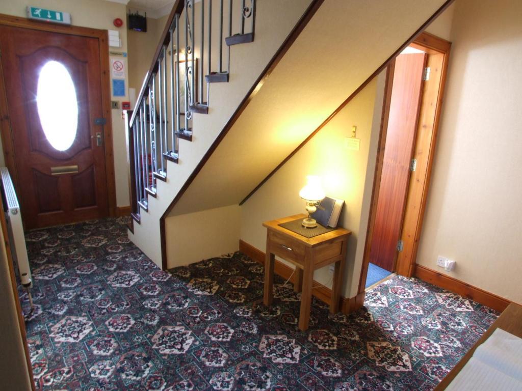Lyndon Guest House Inverness Esterno foto