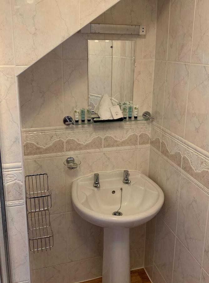 Lyndon Guest House Inverness Esterno foto